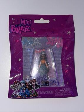 MINI BRATZ SASHA NEW NWT